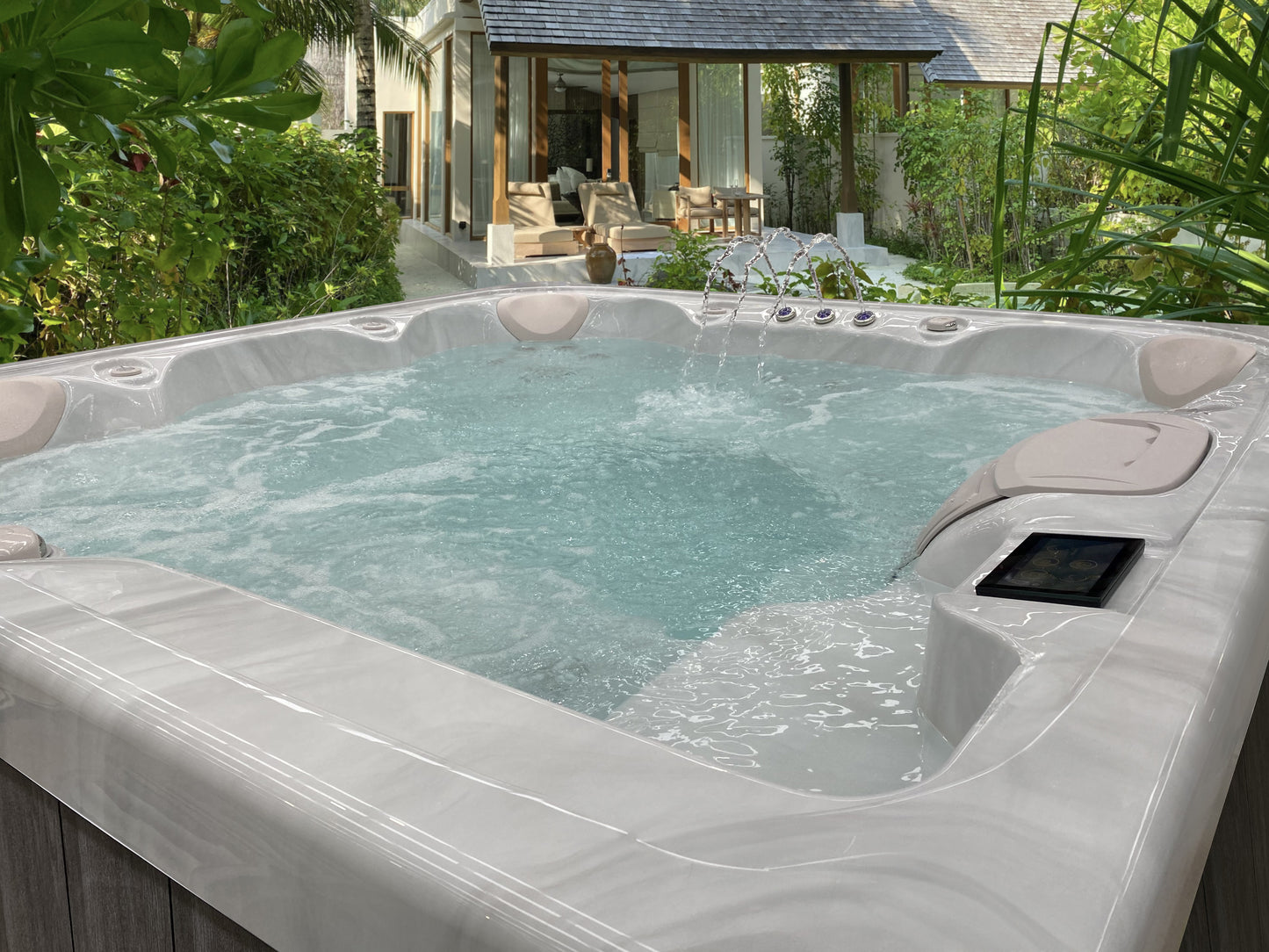 2.1m Spa (Single recliner)